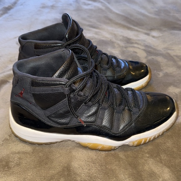 Jordan 11 - Picture 5 of 12